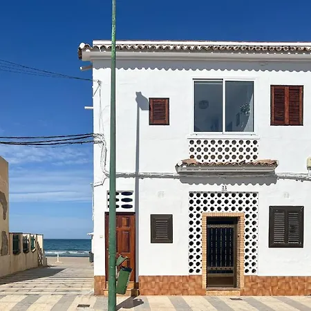 Apartment On The Beachfront
